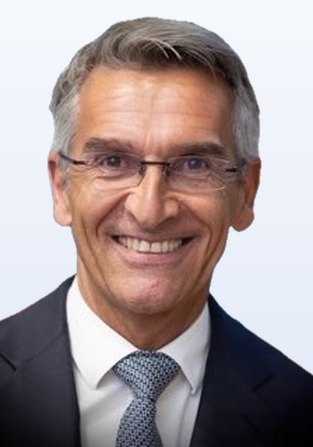 Portrait of Professor Olivier Traxer